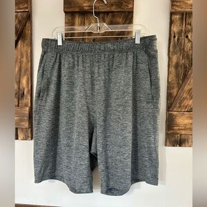 GLACIER Shorts with Elastic Waistband and Moisture-Wicking Fabric Men’s XL